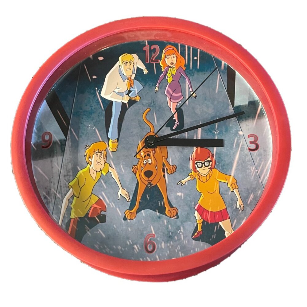 Scooby Doo 9" Wall Clock